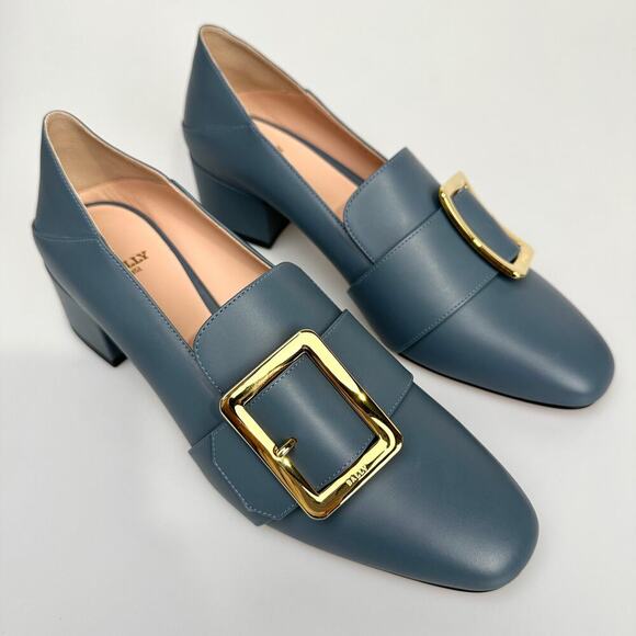 NIB Bally buckled leather pumps Size 8.5 - Picture 2 of 14